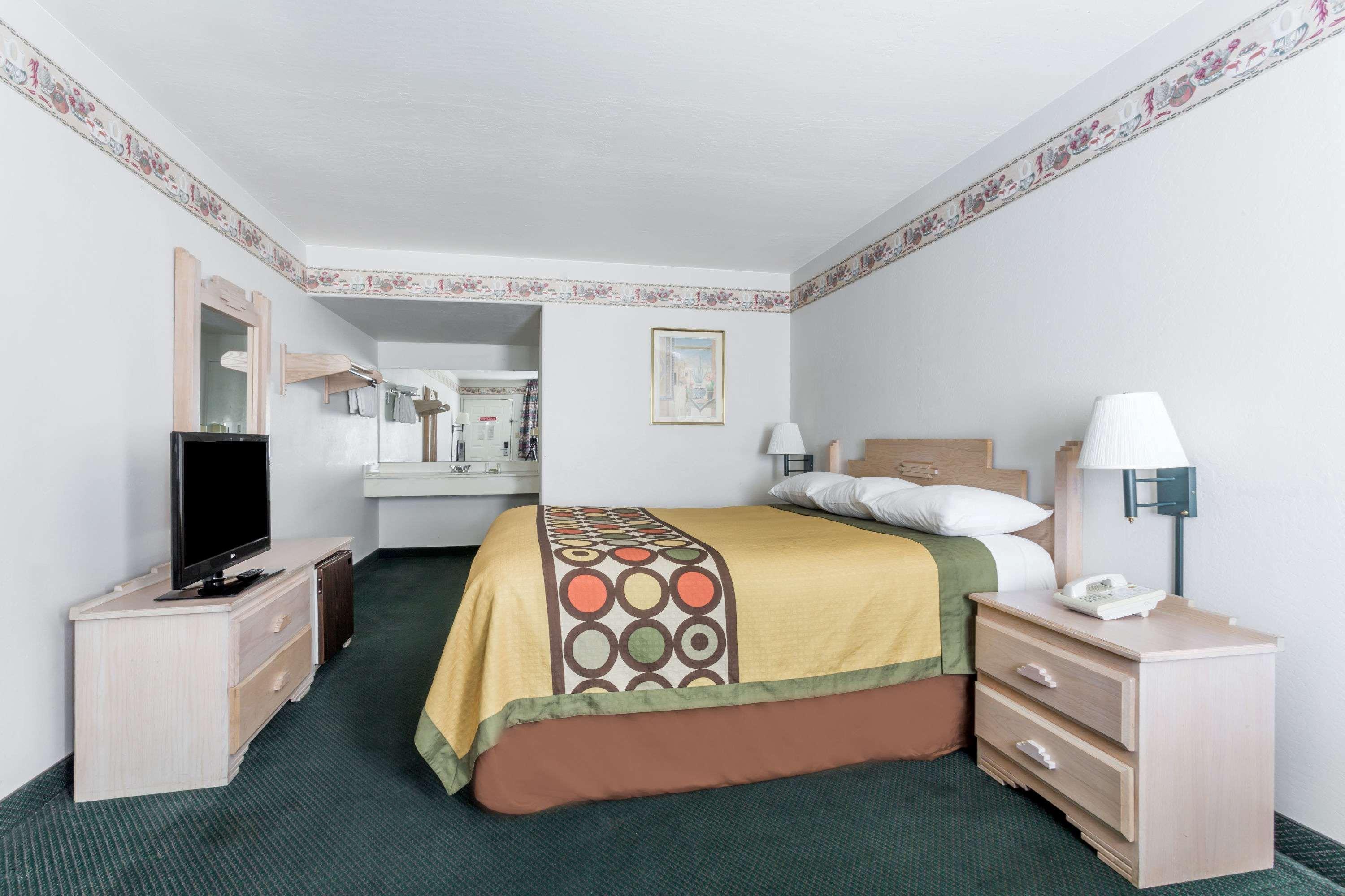 Hotel Super 8 By Wyndham Cottonwood Extérieur photo