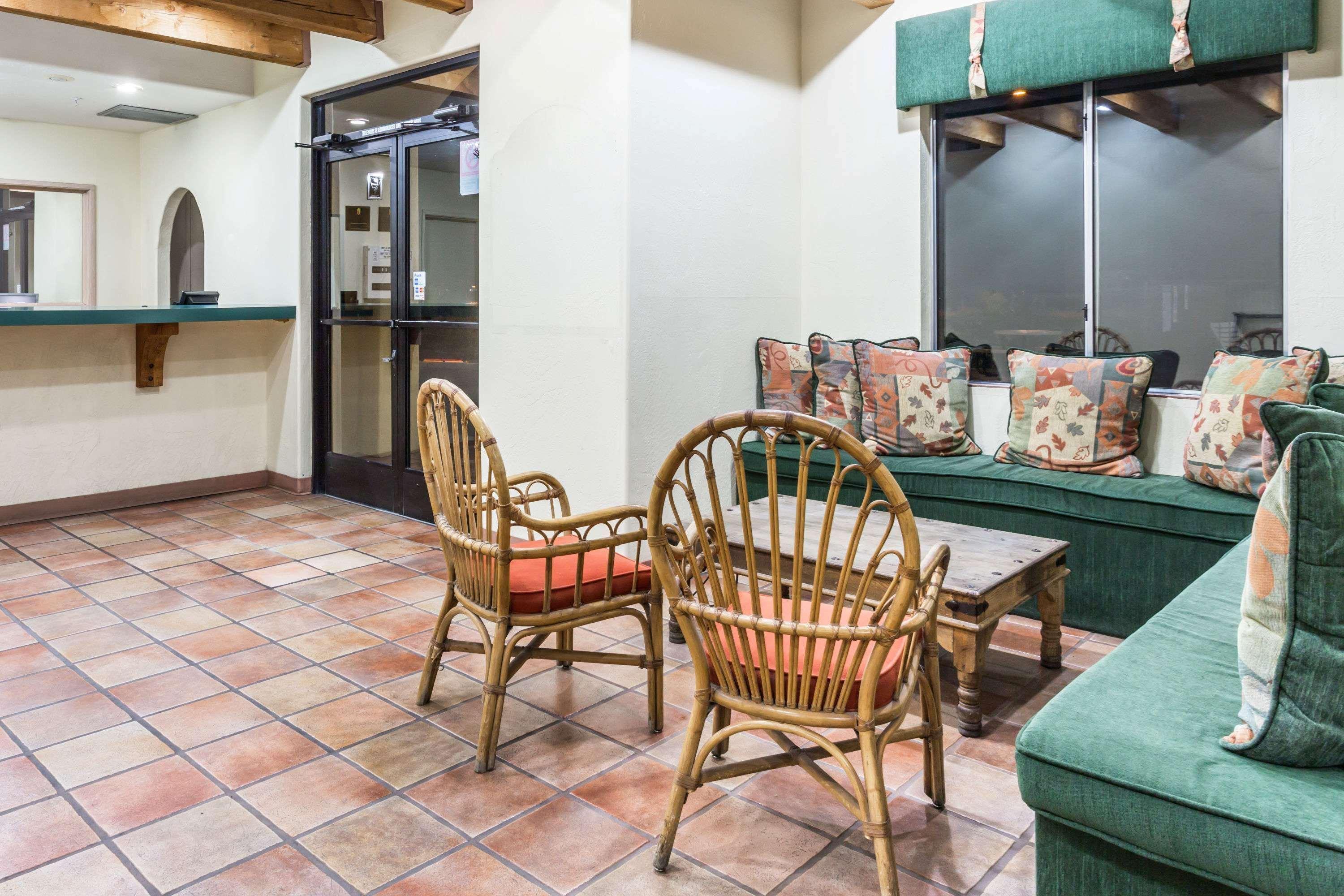 Hotel Super 8 By Wyndham Cottonwood Extérieur photo